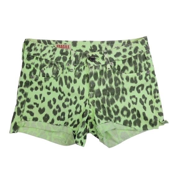 Fragile Blue Jeans Lime Cheetah Print Faded/Distressed Shorts Size 24 - Picture 2 of 15
